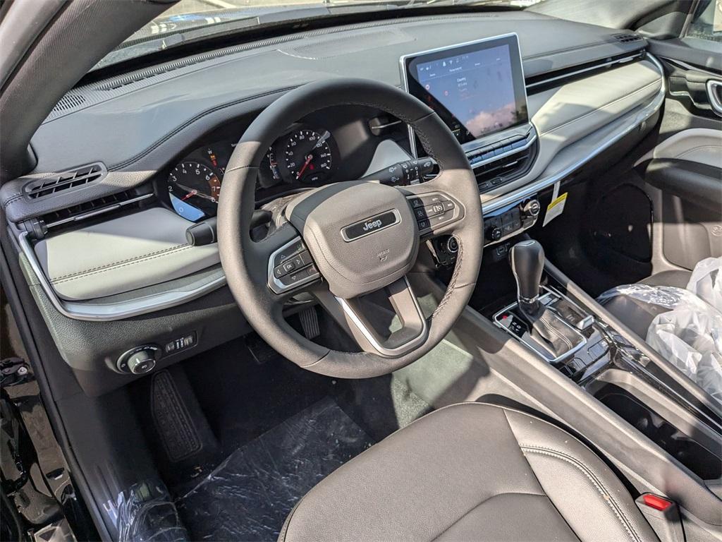 new 2025 Jeep Compass car, priced at $35,118