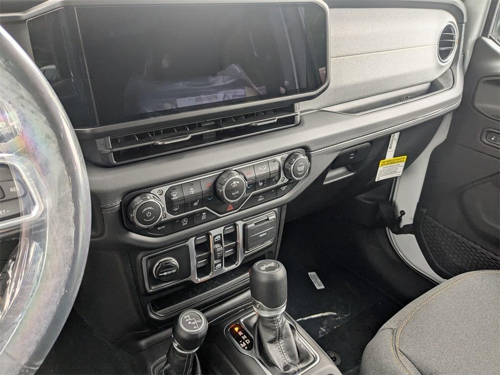 new 2025 Jeep Wrangler car, priced at $52,240
