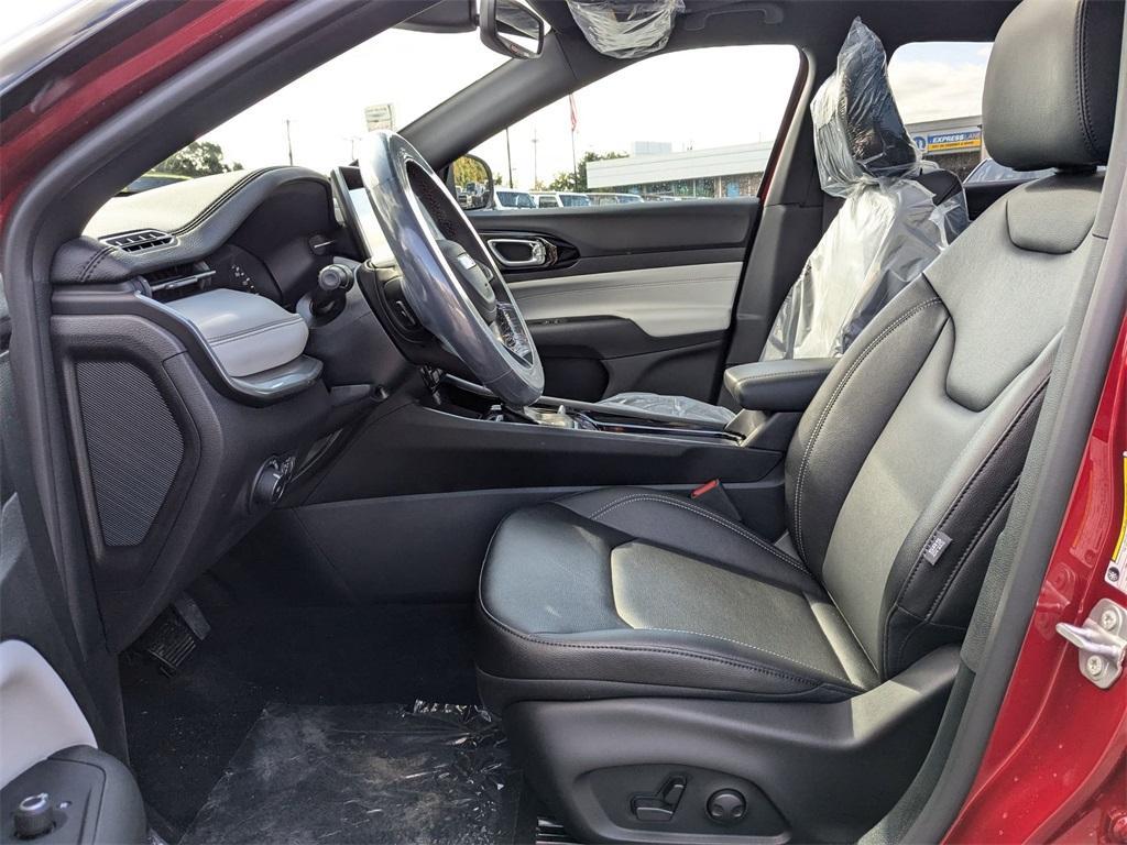 new 2025 Jeep Compass car, priced at $35,118