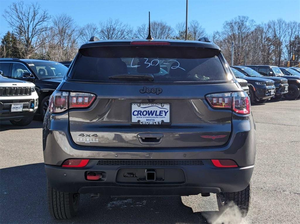 new 2024 Jeep Compass car, priced at $37,401