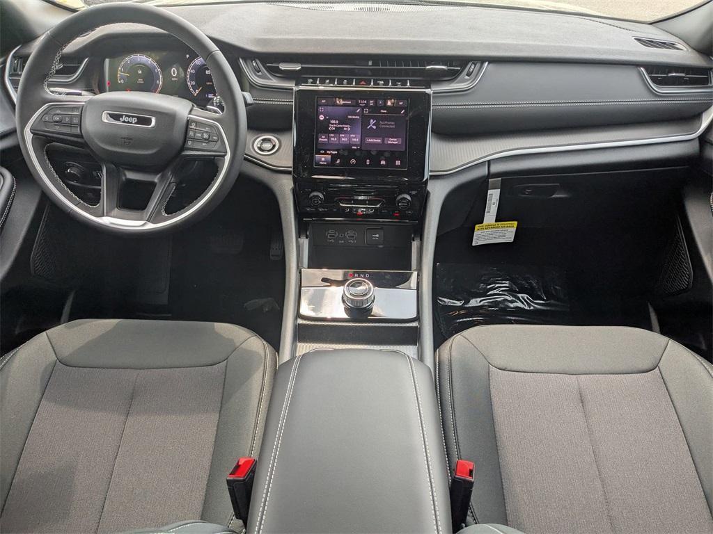 new 2025 Jeep Grand Cherokee car, priced at $41,077