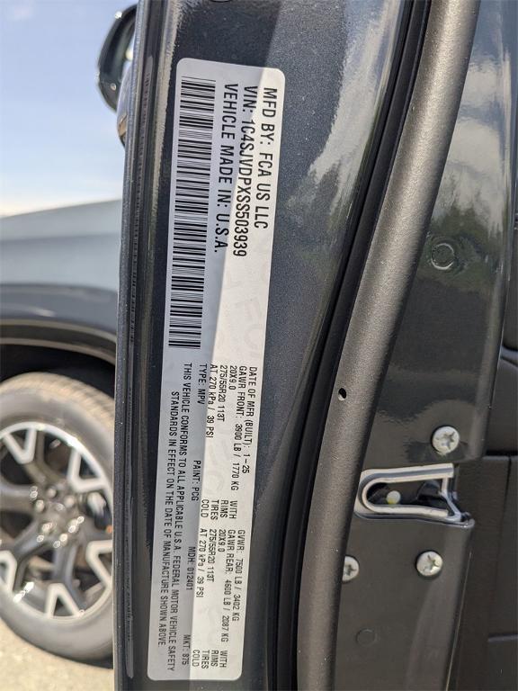 new 2025 Ram 1500 car, priced at $64,821