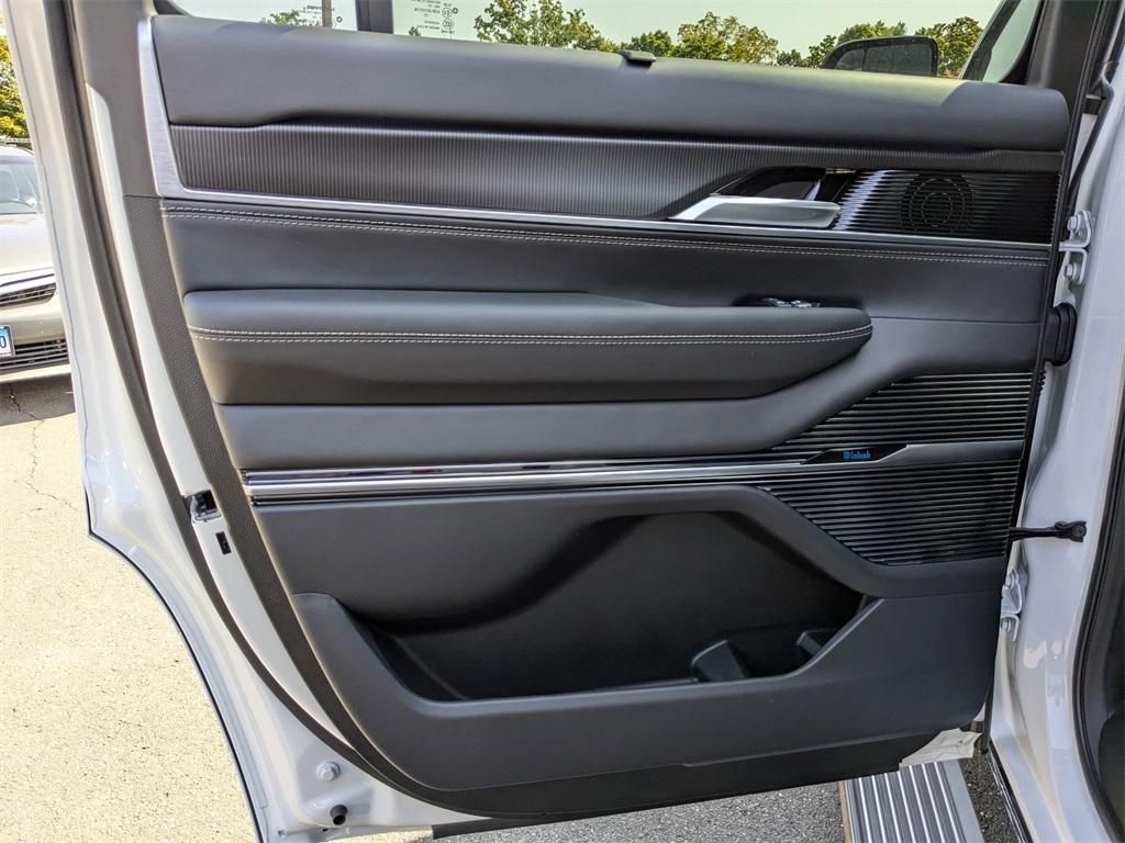 new 2024 Jeep Grand Wagoneer car, priced at $99,111