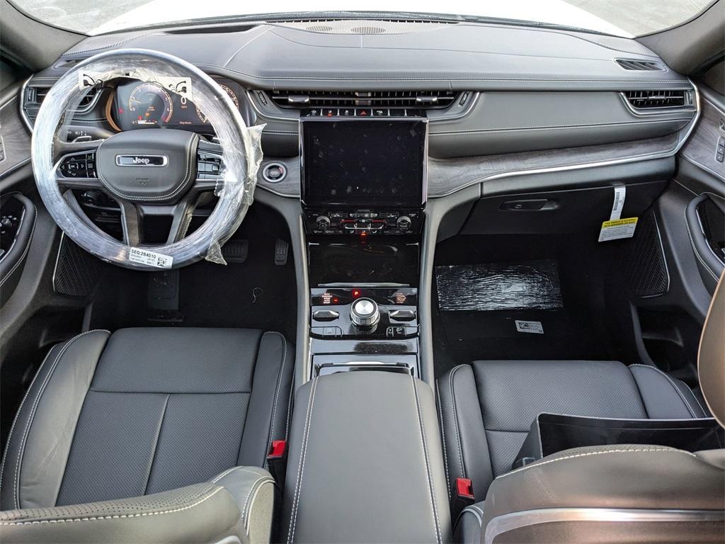 new 2025 Jeep Grand Cherokee car, priced at $58,921