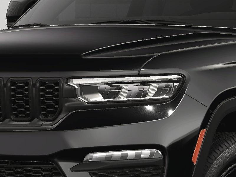 new 2025 Jeep Grand Cherokee car, priced at $50,221