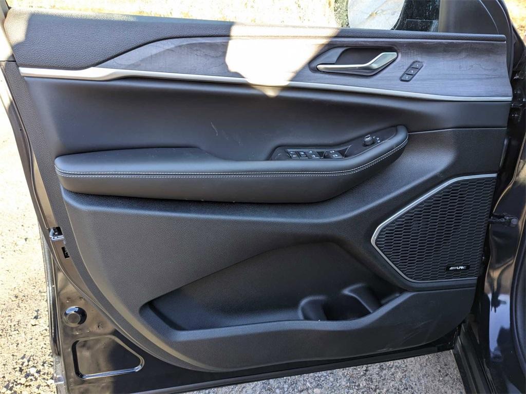 new 2024 Jeep Grand Cherokee 4xe car, priced at $51,215