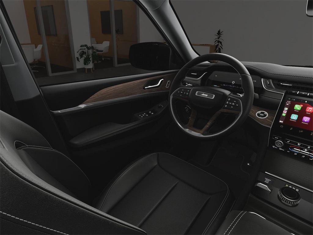 new 2025 Jeep Grand Cherokee car, priced at $50,521
