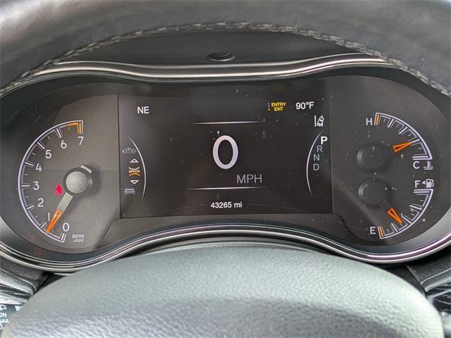 used 2020 Jeep Grand Cherokee car, priced at $31,300