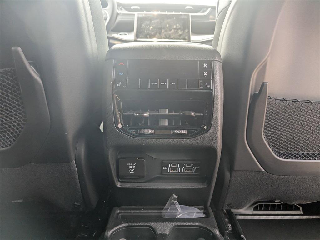 new 2025 Jeep Grand Cherokee L car, priced at $52,312
