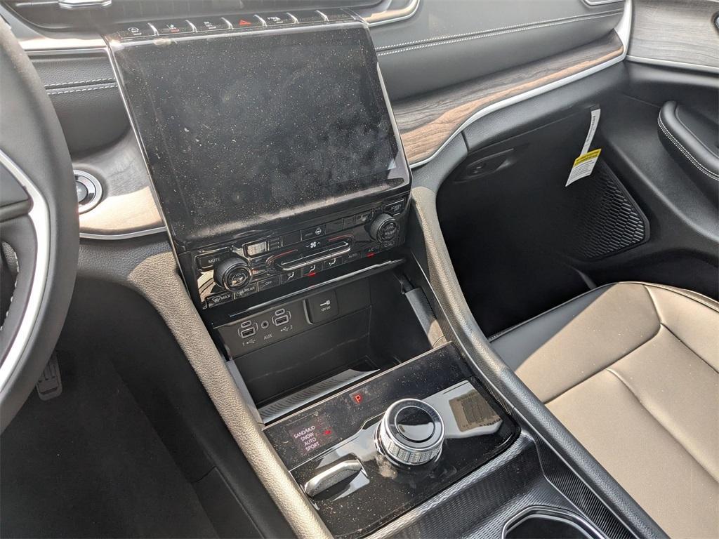 new 2025 Jeep Grand Cherokee L car, priced at $52,312