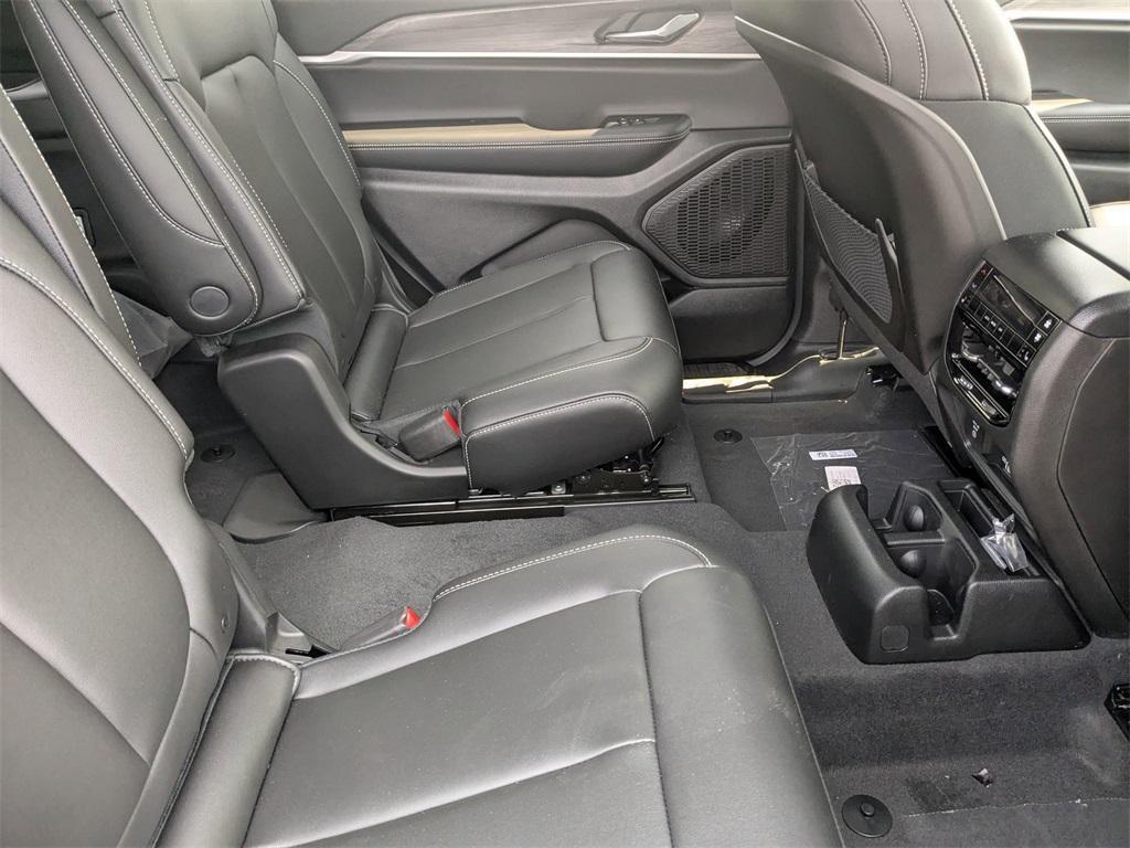 new 2025 Jeep Grand Cherokee L car, priced at $52,312