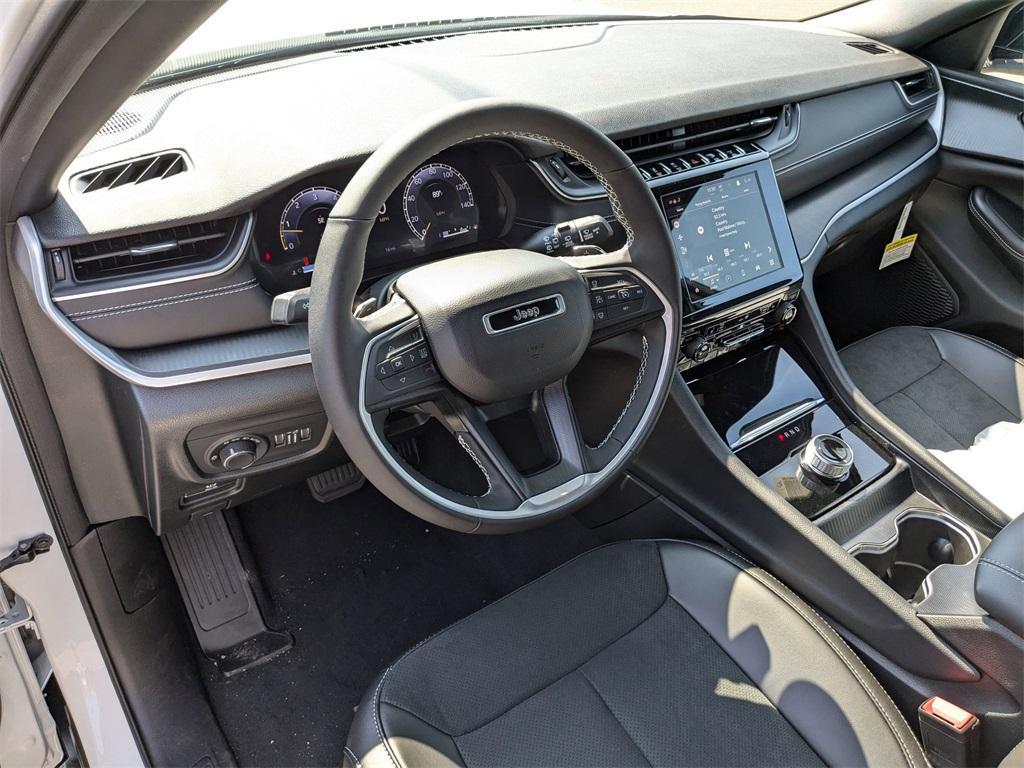 new 2024 Jeep Grand Cherokee L car, priced at $40,934