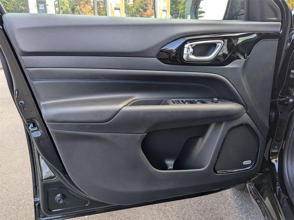 new 2025 Jeep Compass car, priced at $34,838