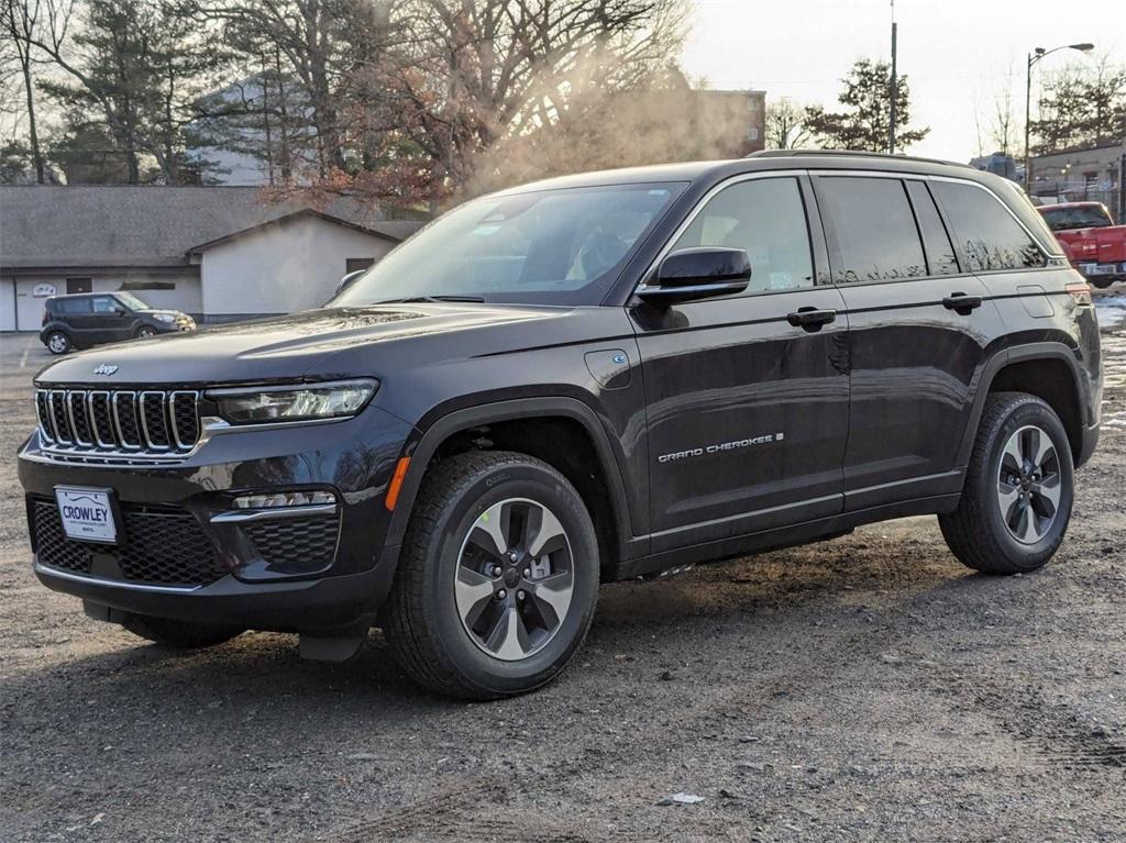 new 2024 Jeep Grand Cherokee 4xe car, priced at $51,280