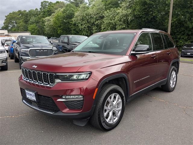 used 2022 Jeep Grand Cherokee car, priced at $34,900