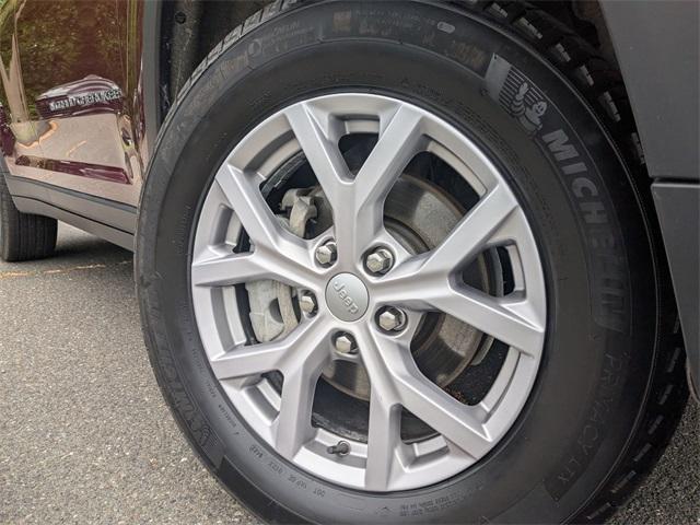 used 2022 Jeep Grand Cherokee car, priced at $34,900