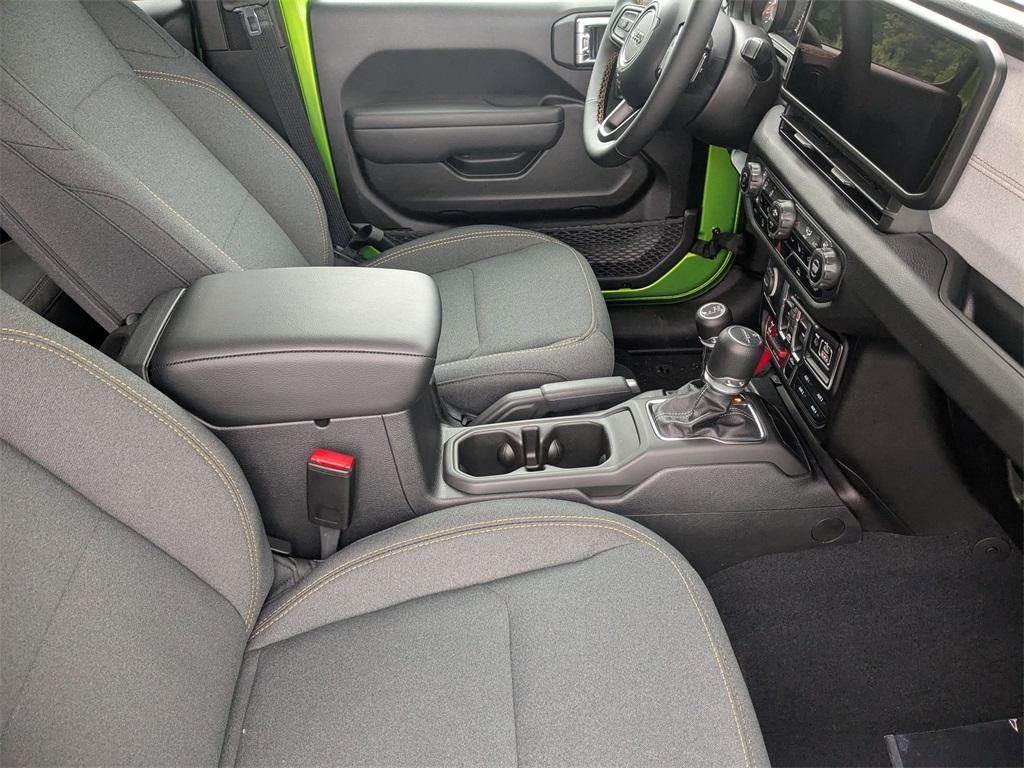 new 2025 Jeep Gladiator car, priced at $51,567