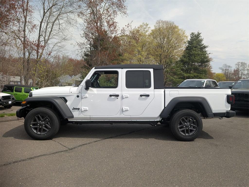 new 2025 Jeep Gladiator car, priced at $37,843