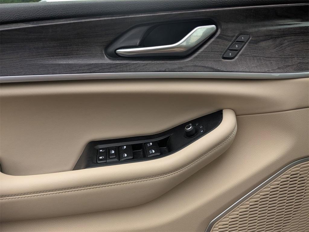 used 2021 Jeep Grand Cherokee L car, priced at $29,500
