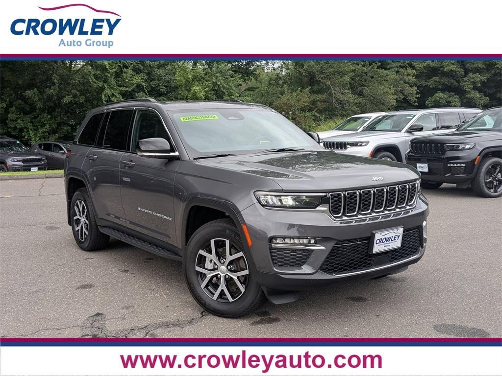 new 2025 Jeep Grand Cherokee car, priced at $44,723