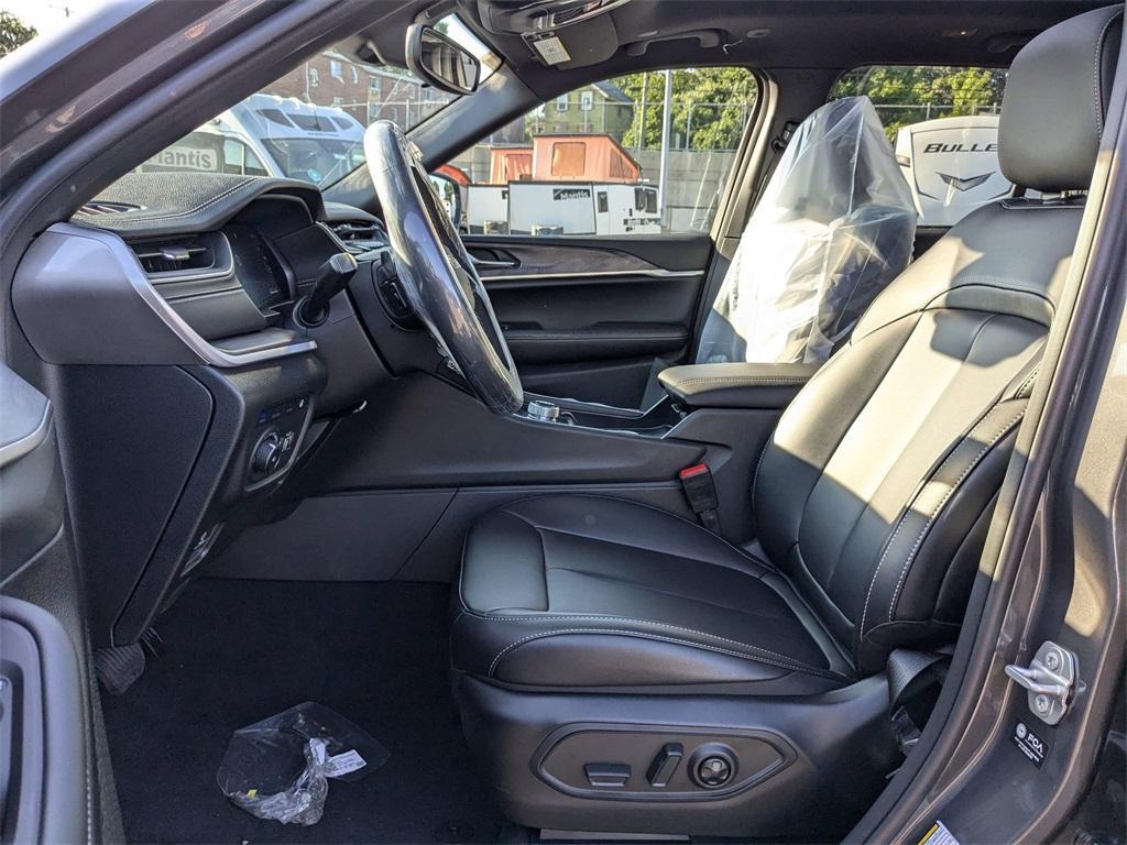 new 2024 Jeep Grand Cherokee 4xe car, priced at $51,273