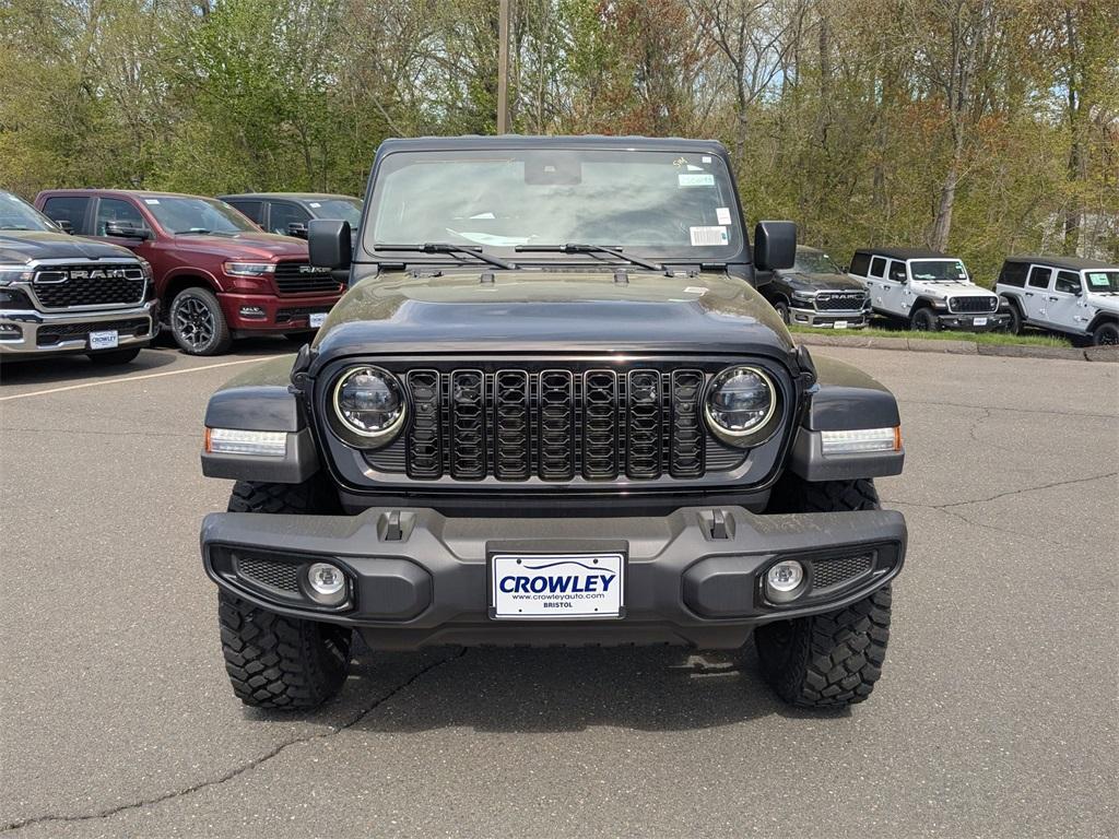 new 2025 Jeep Gladiator car, priced at $48,827