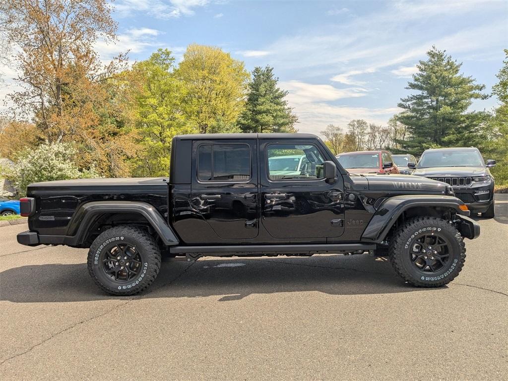new 2025 Jeep Gladiator car, priced at $48,827