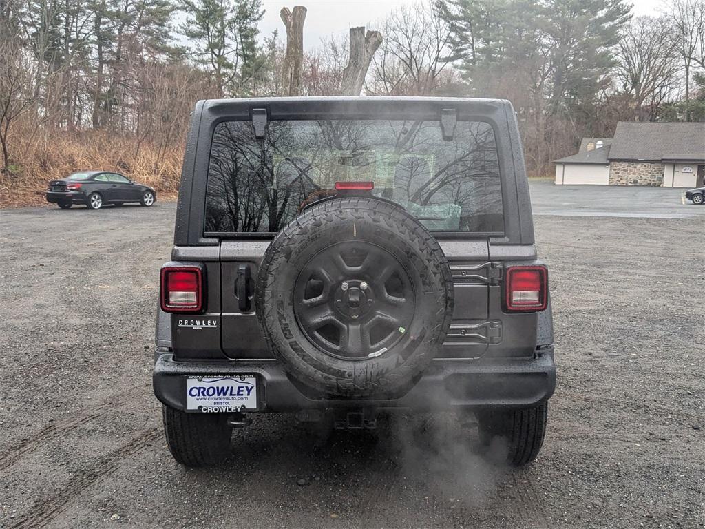 new 2025 Jeep Wrangler car, priced at $45,404