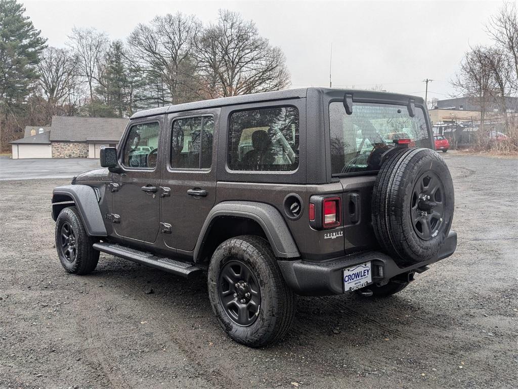 new 2025 Jeep Wrangler car, priced at $45,404