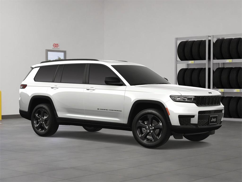 new 2025 Jeep Grand Cherokee L car, priced at $46,622