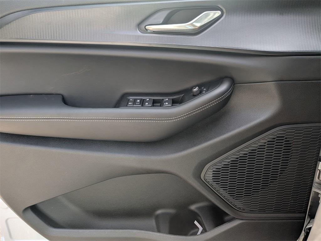 new 2025 Jeep Grand Cherokee L car, priced at $45,622