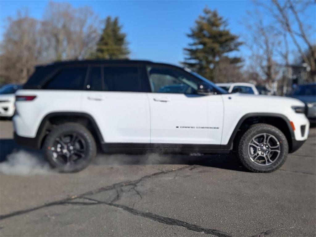 new 2024 Jeep Grand Cherokee 4xe car, priced at $55,661