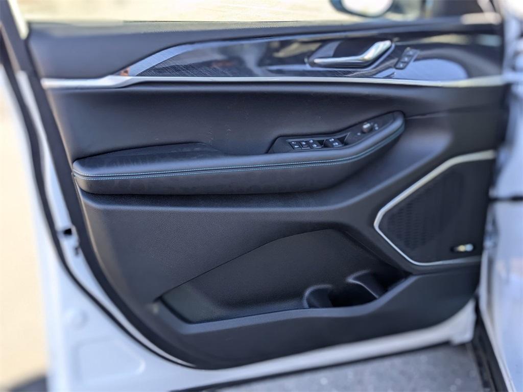 new 2024 Jeep Grand Cherokee 4xe car, priced at $55,661
