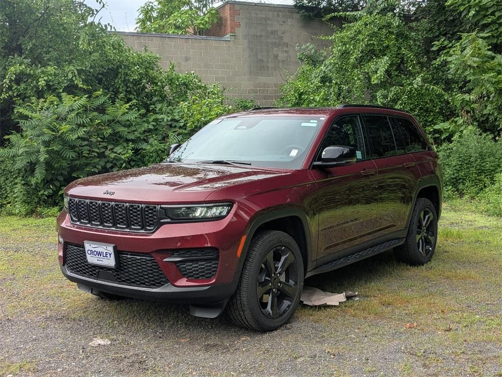 new 2025 Jeep Grand Cherokee car, priced at $45,030