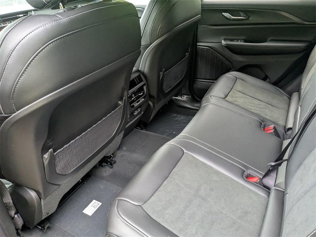 new 2025 Jeep Grand Cherokee car, priced at $45,030