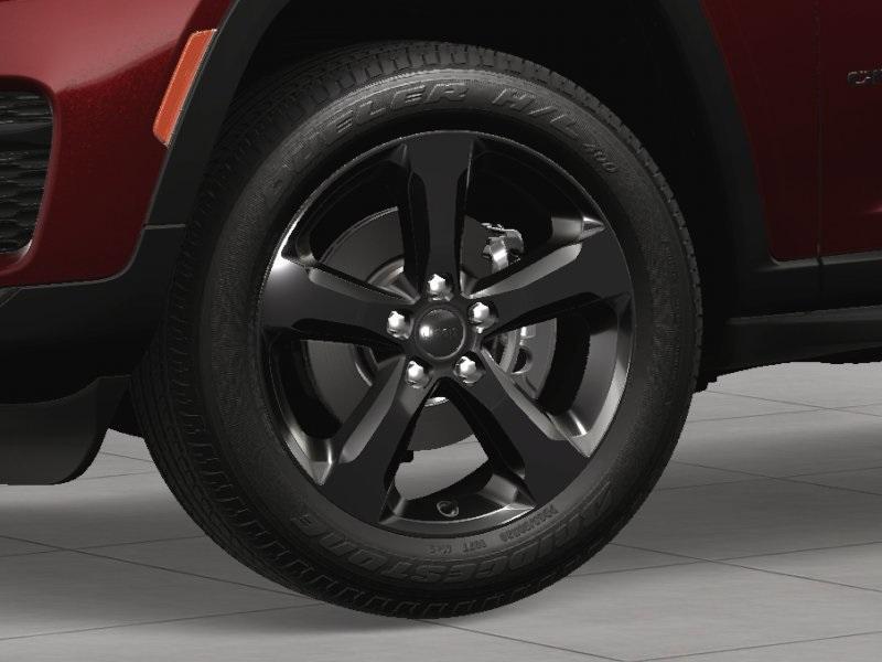 new 2025 Jeep Grand Cherokee car, priced at $45,030