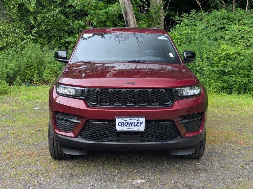 new 2025 Jeep Grand Cherokee car, priced at $45,030