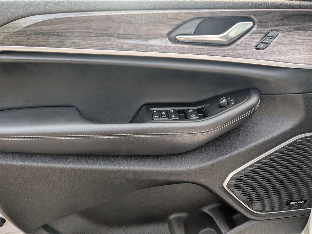 used 2021 Jeep Grand Cherokee L car, priced at $31,800