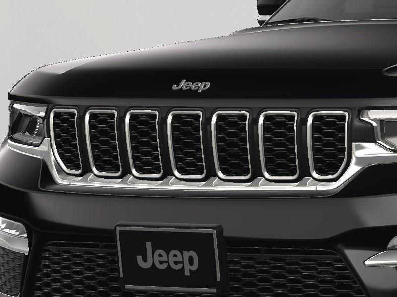 new 2025 Jeep Grand Cherokee car, priced at $50,821