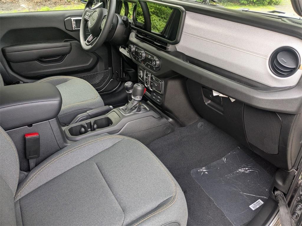 new 2025 Jeep Gladiator car, priced at $41,447