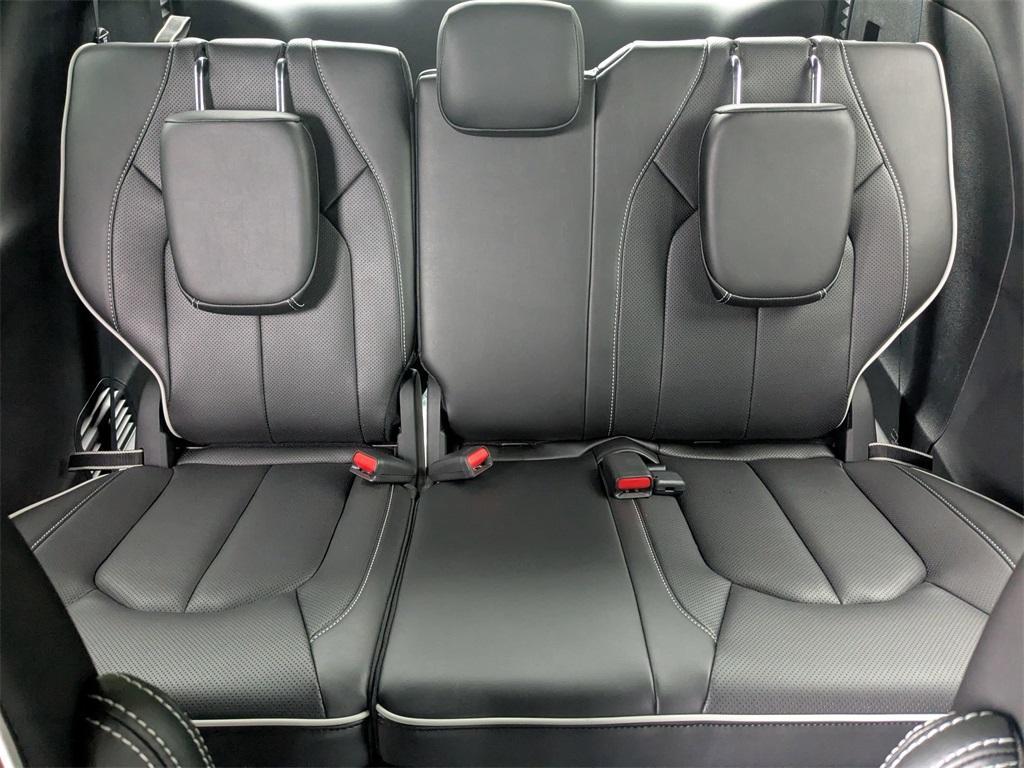 new 2025 Chrysler Pacifica car, priced at $51,449