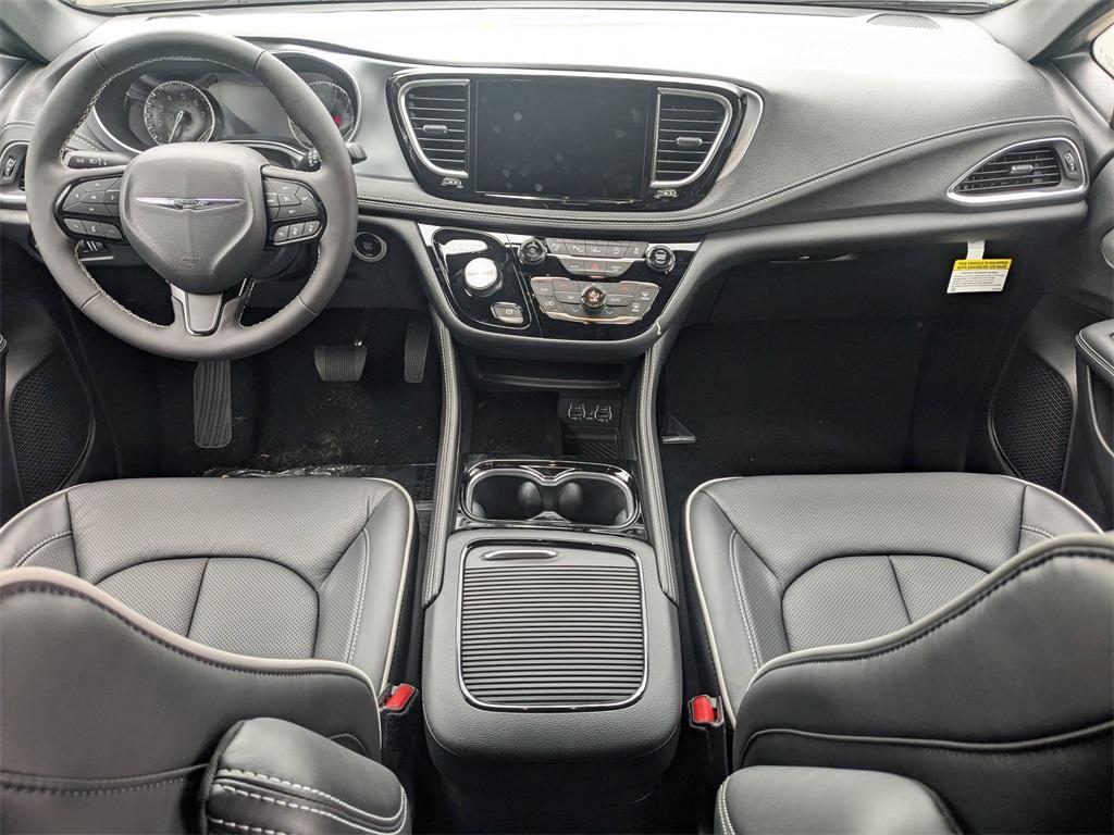 new 2025 Chrysler Pacifica car, priced at $51,449