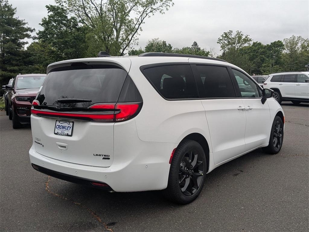 new 2025 Chrysler Pacifica car, priced at $51,449