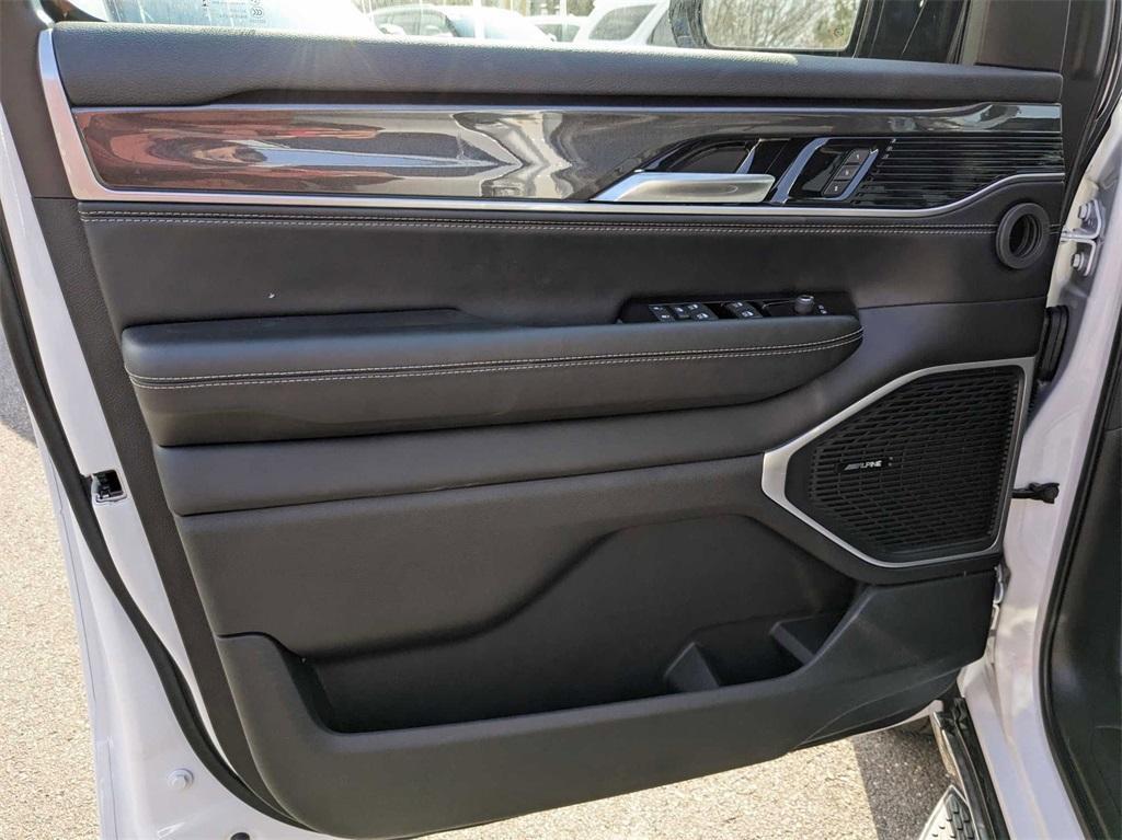 new 2024 Jeep Wagoneer L car, priced at $65,580