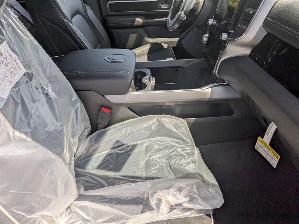 new 2025 Ram 1500 car, priced at $59,986