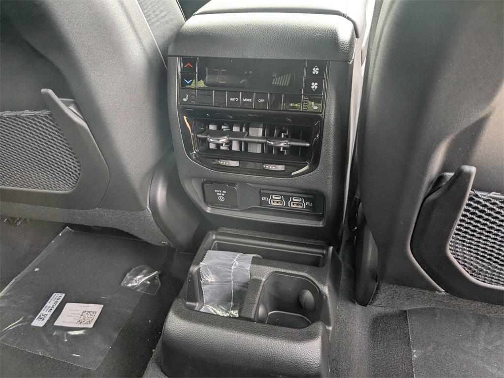new 2025 Jeep Grand Cherokee L car, priced at $52,312