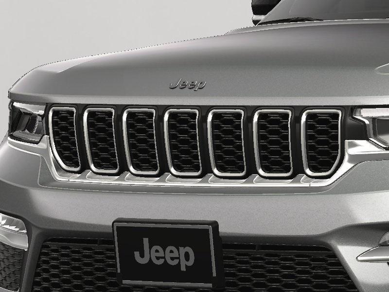 new 2025 Jeep Grand Cherokee car, priced at $44,981