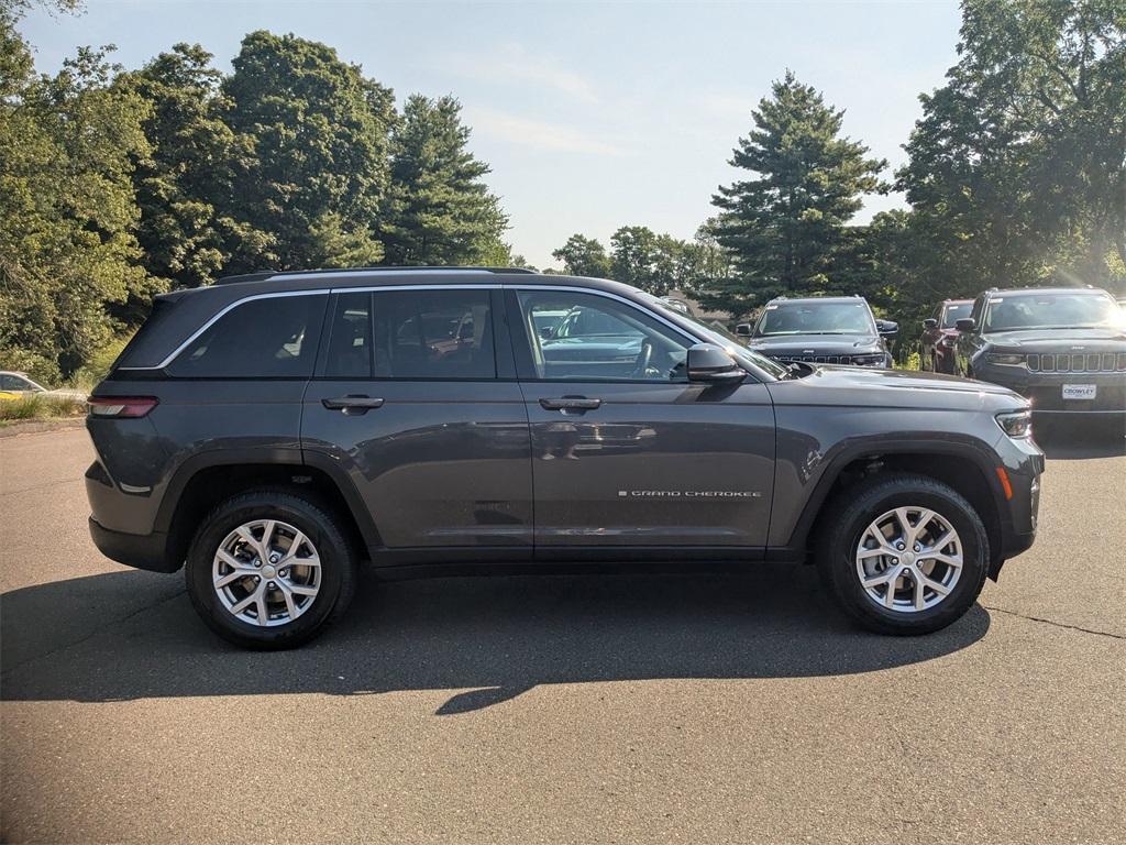 used 2022 Jeep Grand Cherokee car, priced at $31,780