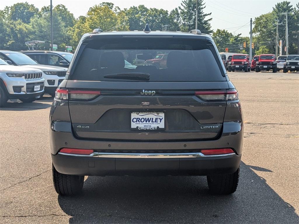 used 2022 Jeep Grand Cherokee car, priced at $31,780