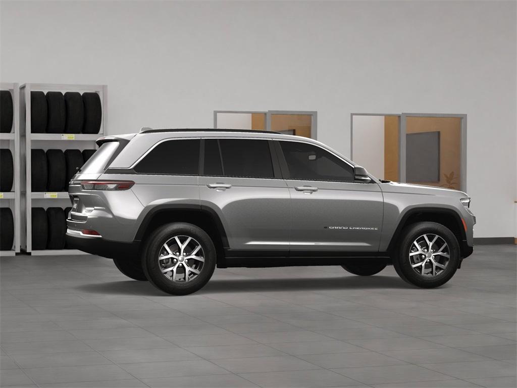 new 2025 Jeep Grand Cherokee car, priced at $45,196
